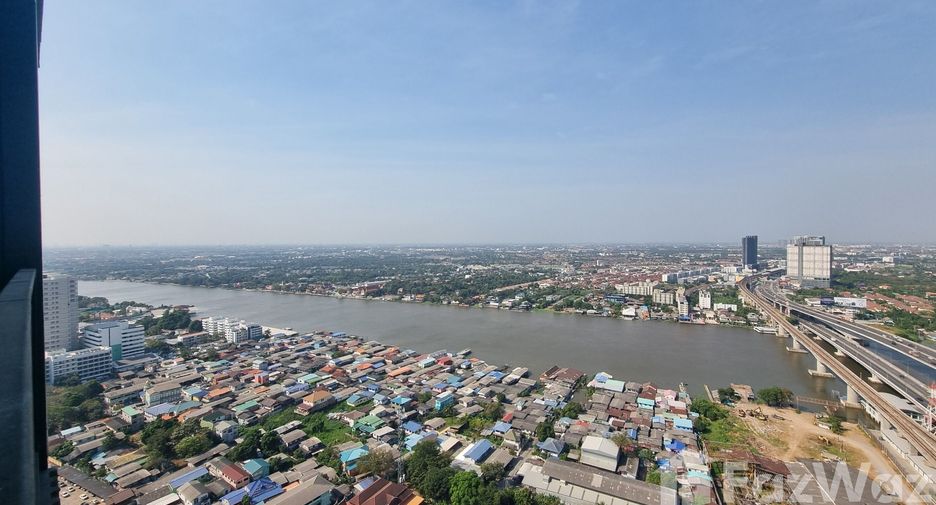For rent 3 bedrooms condo in Mueang Nonthaburi, Nonthaburi