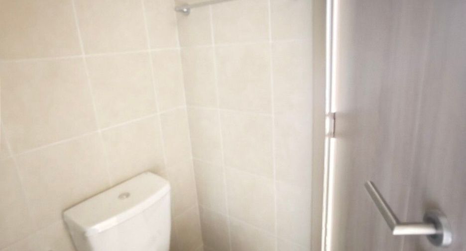 For rent studio condo in Khlong Luang, Pathum Thani