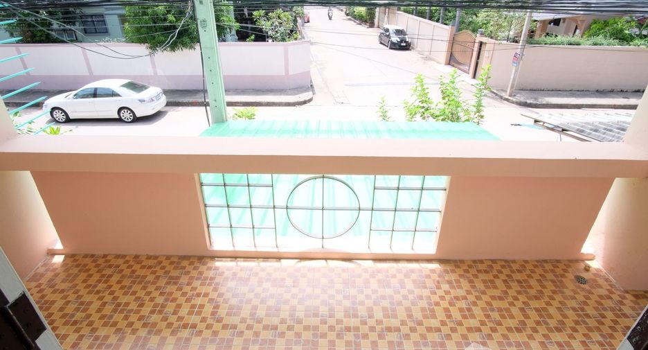 For sale 3 bedrooms townhouse in Bang Bua Thong, Nonthaburi
