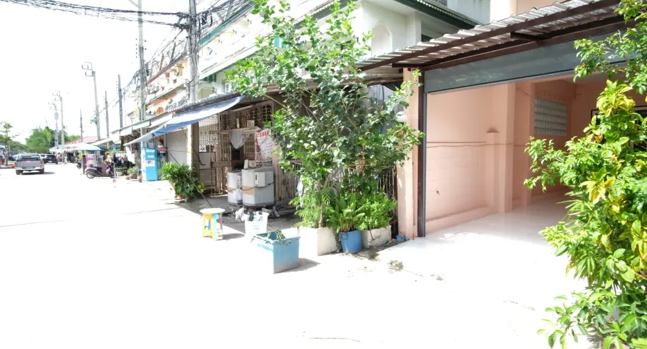 For sale 3 bedrooms townhouse in Bang Bua Thong, Nonthaburi