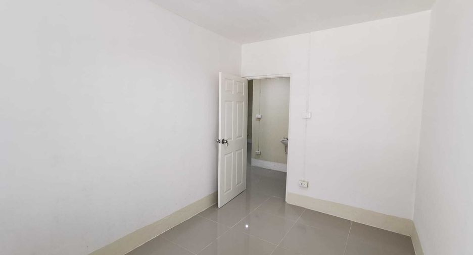 For sale 2 bedrooms townhouse in Thanyaburi, Pathum Thani