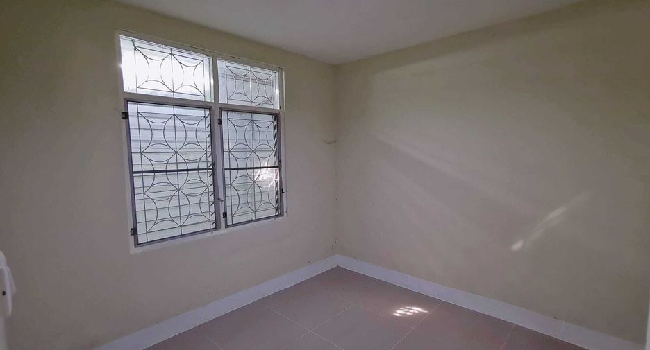 For sale 2 bedrooms townhouse in Thanyaburi, Pathum Thani