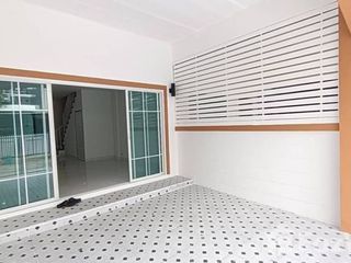 For sale 2 bedrooms townhouse in Sai Noi, Nonthaburi