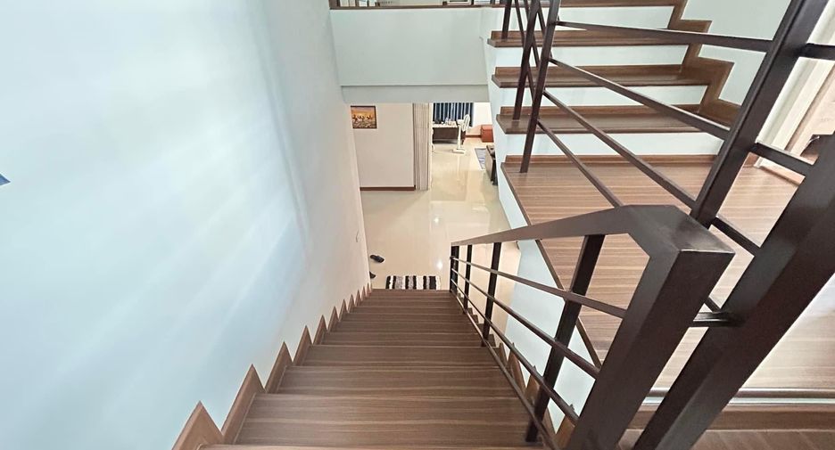 Casa en venta de 4 habitaciones en Mueang Nakhon Ratchasima, Nakhon Ratchasima
