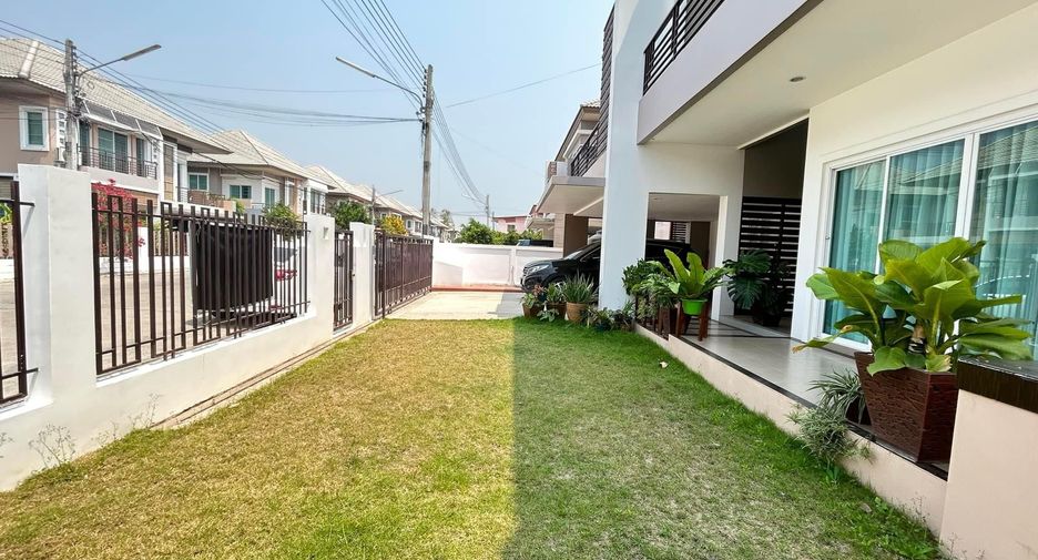 Casa en venta de 4 habitaciones en Mueang Nakhon Ratchasima, Nakhon Ratchasima