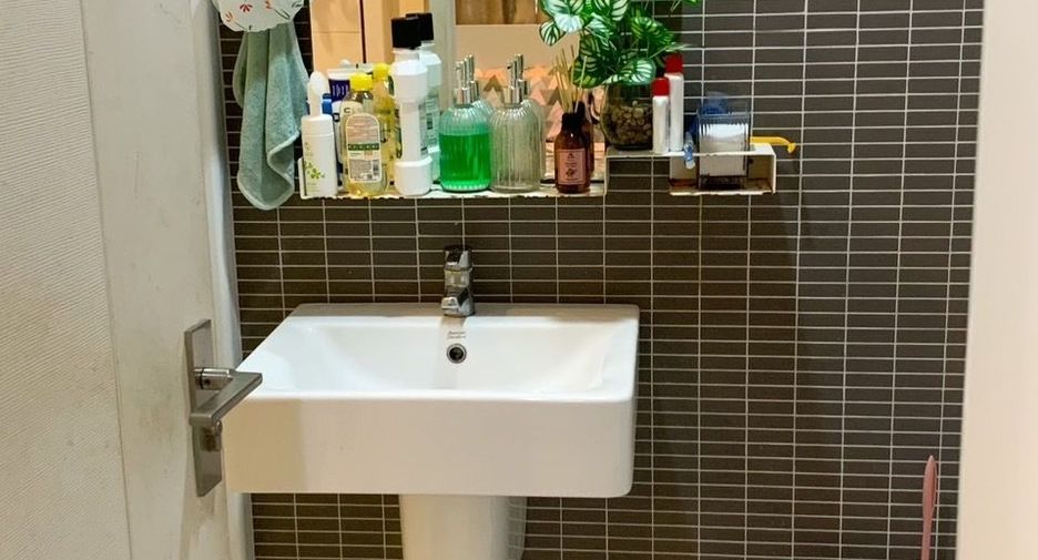 For sale 1 bed condo in Mueang Nonthaburi, Nonthaburi
