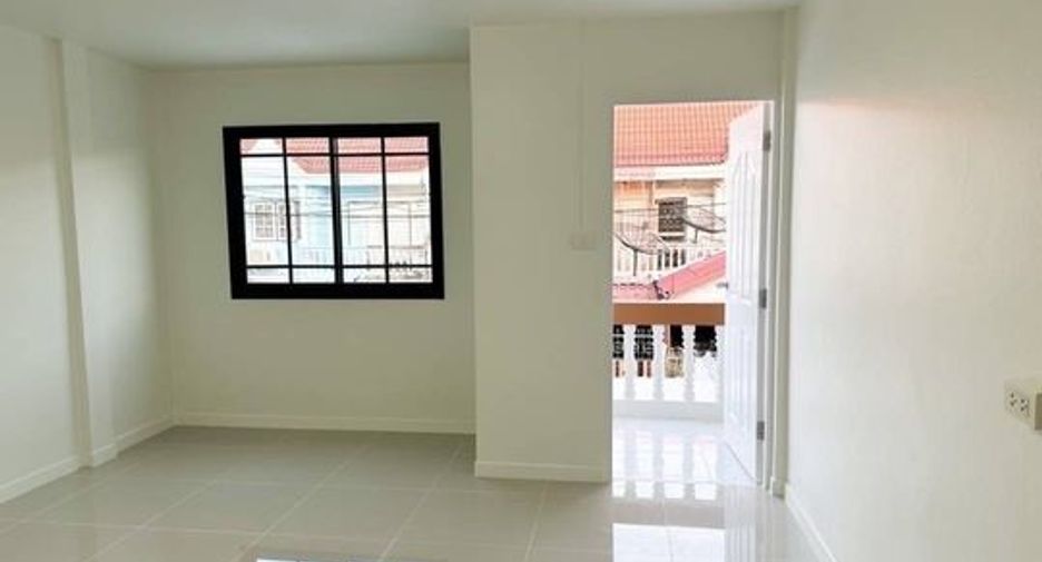 Casa adosada en venta de 2 habitaciones en Bang Bua Thong, Nonthaburi