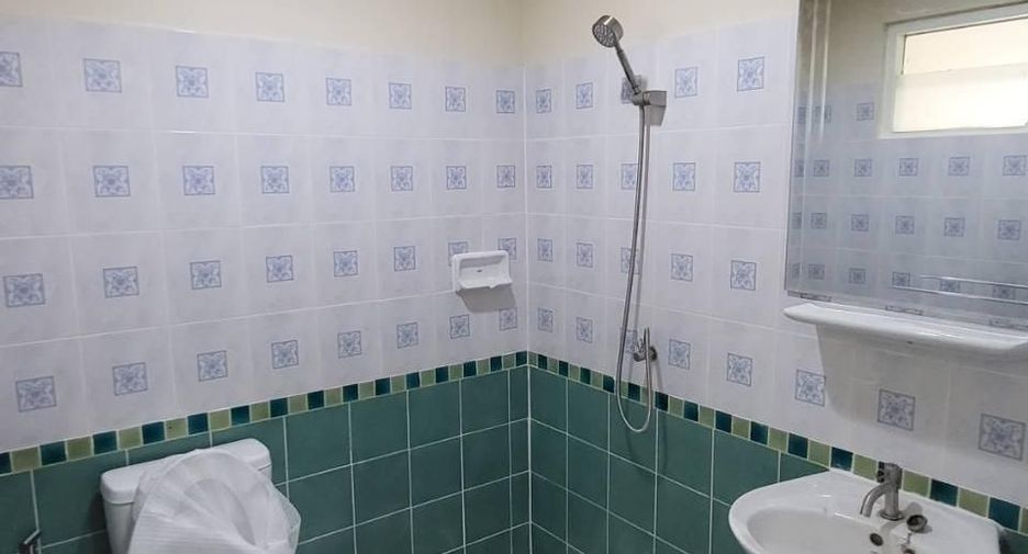 Продажа 3 спальни таунхаус в Khlong Luang, Патумтани