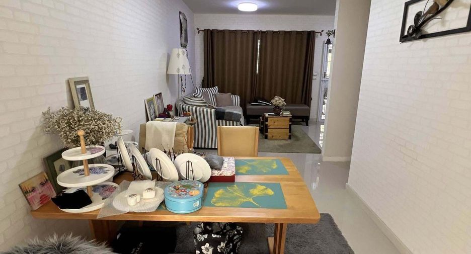 À vendre 3 chambres maison de ville à Bang Yai, Nonthaburi