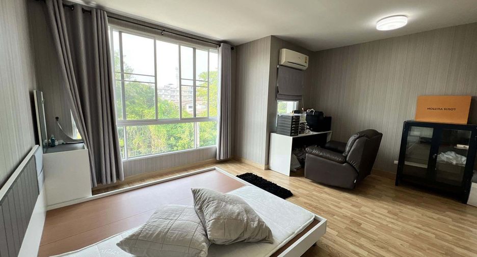 À vendre 3 chambres maison de ville à Bang Yai, Nonthaburi