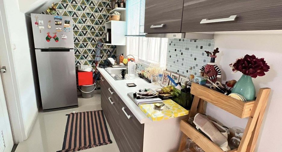 À vendre 3 chambres maison de ville à Bang Yai, Nonthaburi