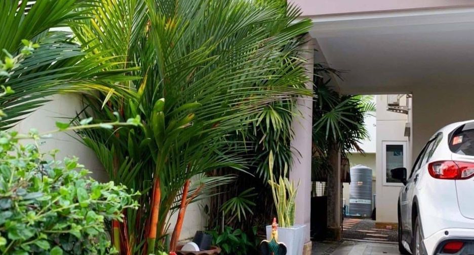 For sale 4 bedrooms house in Hat Yai, Songkhla