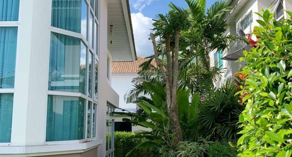 For sale 4 bedrooms house in Hat Yai, Songkhla