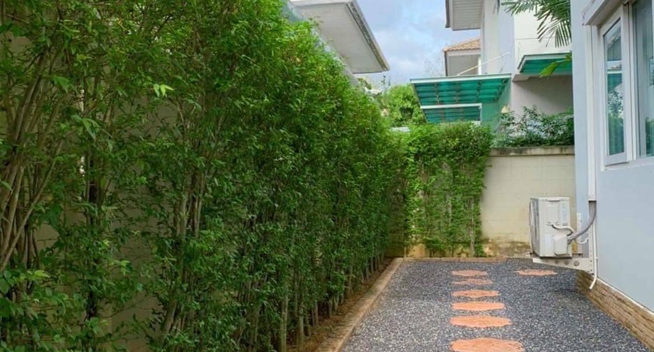 For sale 4 bedrooms house in Hat Yai, Songkhla