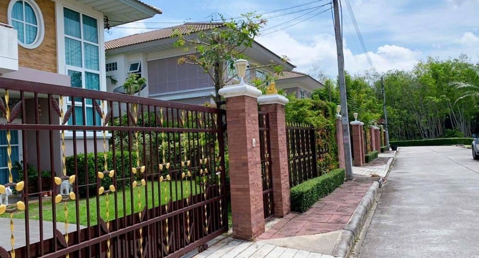 For sale 4 bedrooms house in Hat Yai, Songkhla