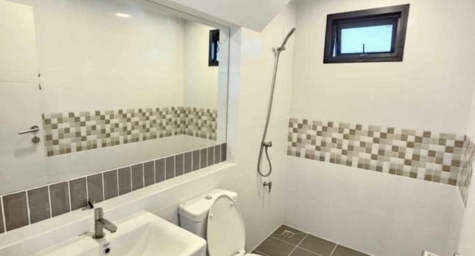 For rent 3 bedrooms house in Lat Lum Kaeo, Pathum Thani