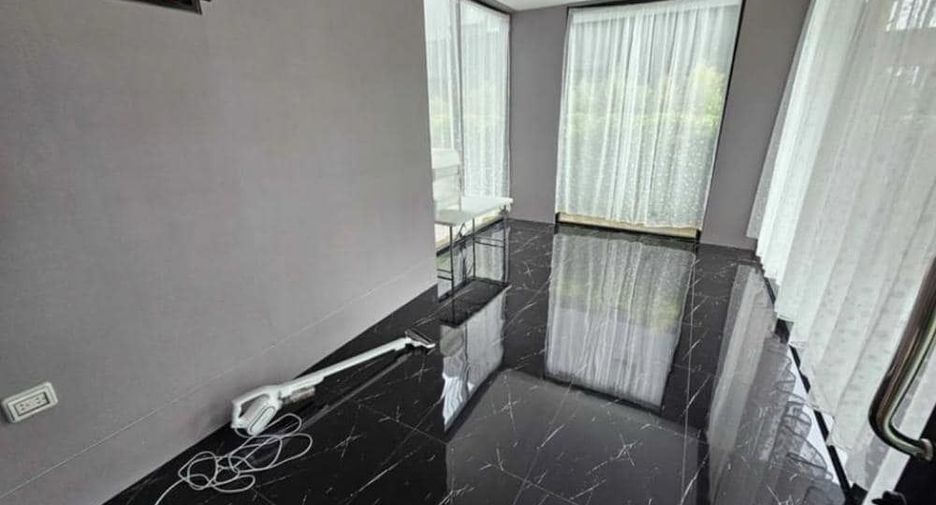 For rent 3 bedrooms house in Lat Lum Kaeo, Pathum Thani