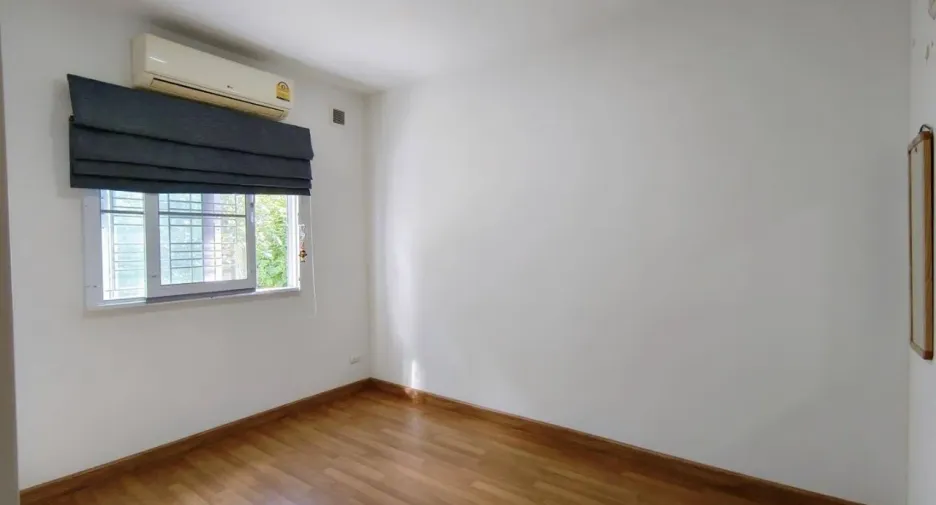 For sale 3 ベッドルーム townhouse in Mueang Nonthaburi, Nonthaburi