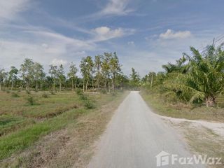 À vendre terrain à Hua Sai, Nakhon Si Thammarat
