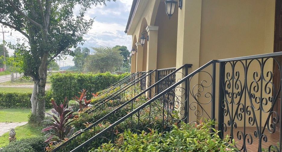 For sale hotel in Pak Chong, Nakhon Ratchasima