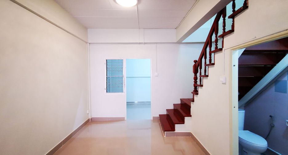 For sale 2 bedrooms townhouse in Thanyaburi, Pathum Thani
