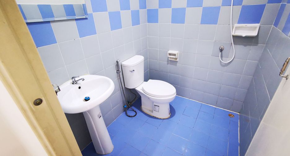 For sale 2 bedrooms townhouse in Thanyaburi, Pathum Thani