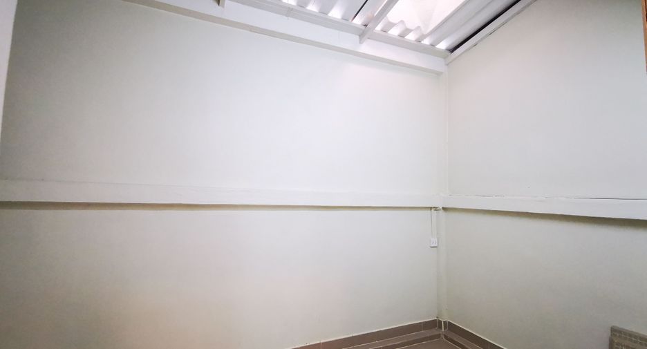 For sale 2 bedrooms townhouse in Thanyaburi, Pathum Thani