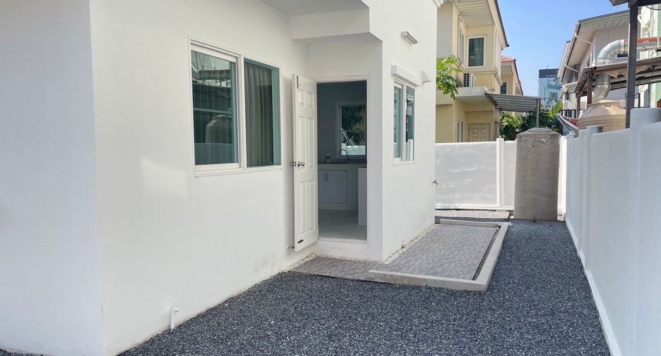 For rent 3 bedrooms house in Lam Luk Ka, Pathum Thani