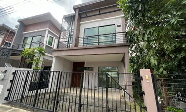 For sale 3 bedrooms house in Sam Phran, Nakhon Pathom