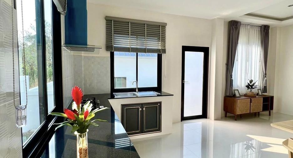 For sale 3 bedrooms house in Mueang Chanthaburi, Chanthaburi