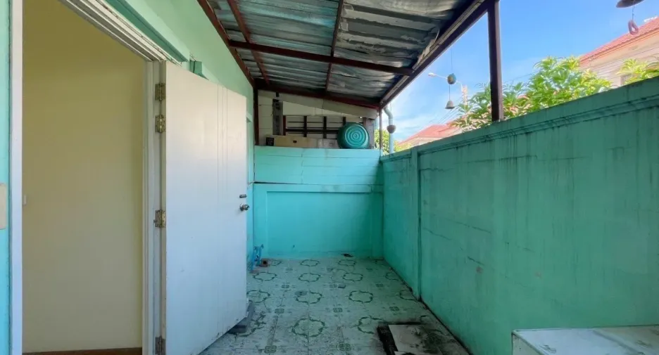 For sale 4 bedrooms townhouse in Pak Kret, Nonthaburi