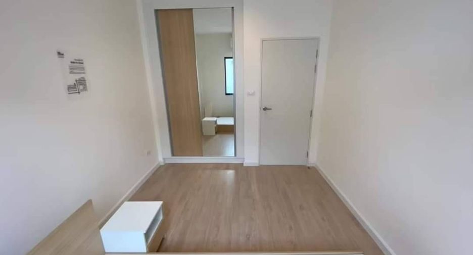 For sale 4 bedrooms townhouse in Lam Luk Ka, Pathum Thani