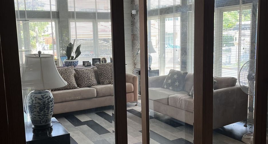 For sale 3 bedrooms house in Bang Kruai, Nonthaburi