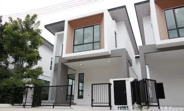 For sale 3 ベッドルーム house in Thanyaburi, Pathum Thani