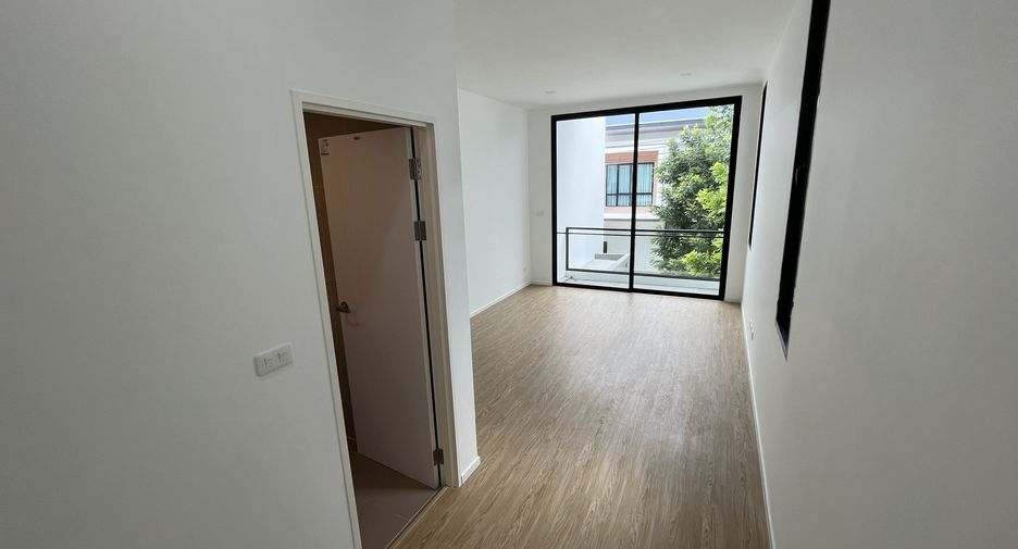 Haus zum Kauf mit 3 Zimmer in Thanyaburi, Pathum Thani