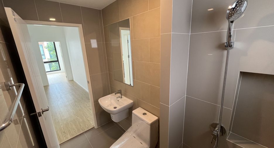 Haus zum Kauf mit 3 Zimmer in Thanyaburi, Pathum Thani