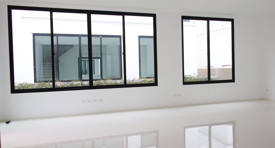 Haus zum Kauf mit 3 Zimmer in Thanyaburi, Pathum Thani