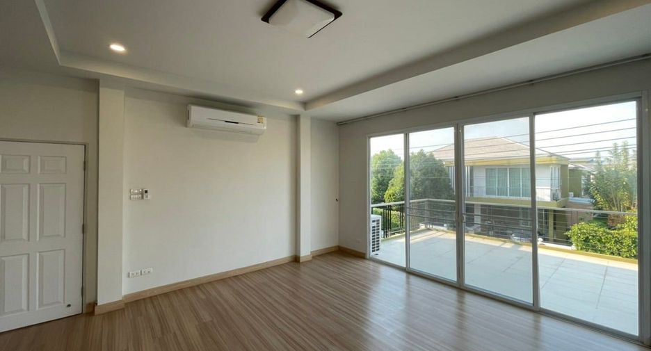 出售 3 卧室 独立屋 在 Mueang Nakhon Ratchasima, Nakhon Ratchasima