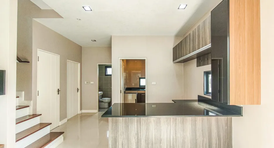 Продажа 3 спальни дом в Mueang Pathum Thani, Патумтани