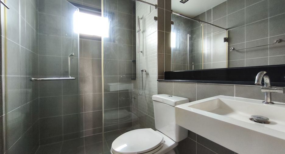 Продажа 3 спальни дом в Mueang Pathum Thani, Патумтани