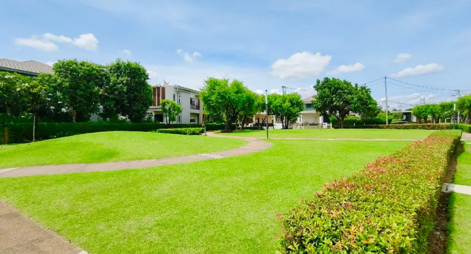 Продажа 3 спальни дом в Mueang Pathum Thani, Патумтани