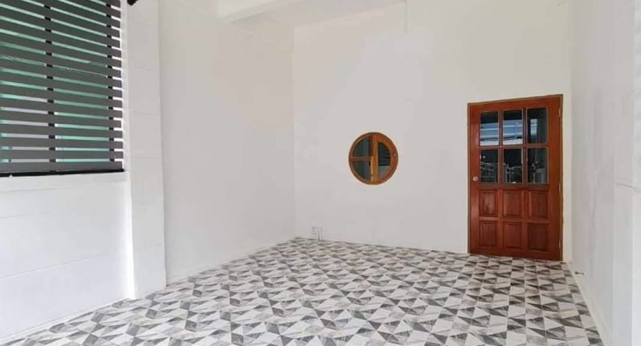 For sale 2 ベッドルーム townhouse in Mueang Nonthaburi, Nonthaburi
