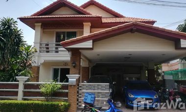 For sale 4 bedrooms house in Mueang Nonthaburi, Nonthaburi