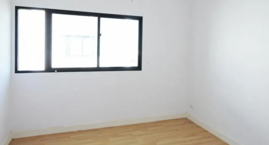 For sale 3 bedrooms townhouse in Mueang Nonthaburi, Nonthaburi
