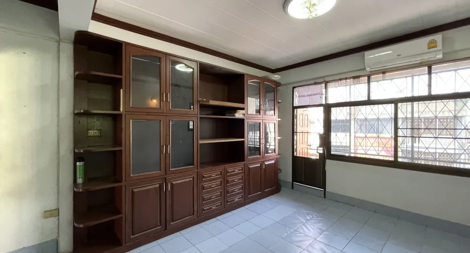 For sale 3 bedrooms townhouse in Bang Yai, Nonthaburi