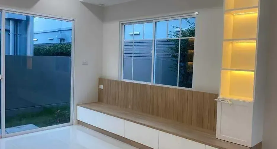 Reihenhaus zum Kauf mit 3 Zimmer in Bang Bua Thong, Nonthaburi