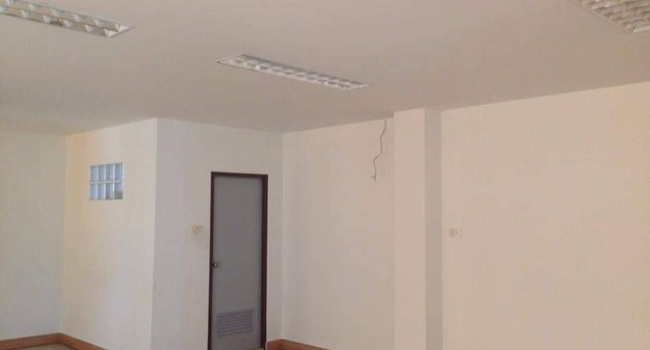 Büro zur Miete in Mueang Chon Buri, Chonburi