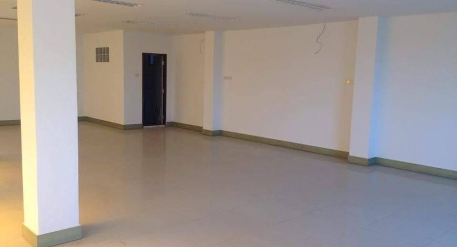 Büro zur Miete in Mueang Chon Buri, Chonburi