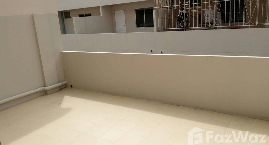 For sale 4 bedrooms house in Mueang Samut Sakhon, Samut Sakhon