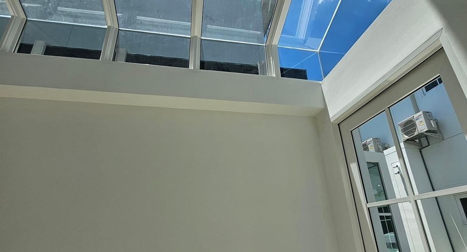 Haus zur Miete mit 4 Zimmer in Thanyaburi, Pathum Thani